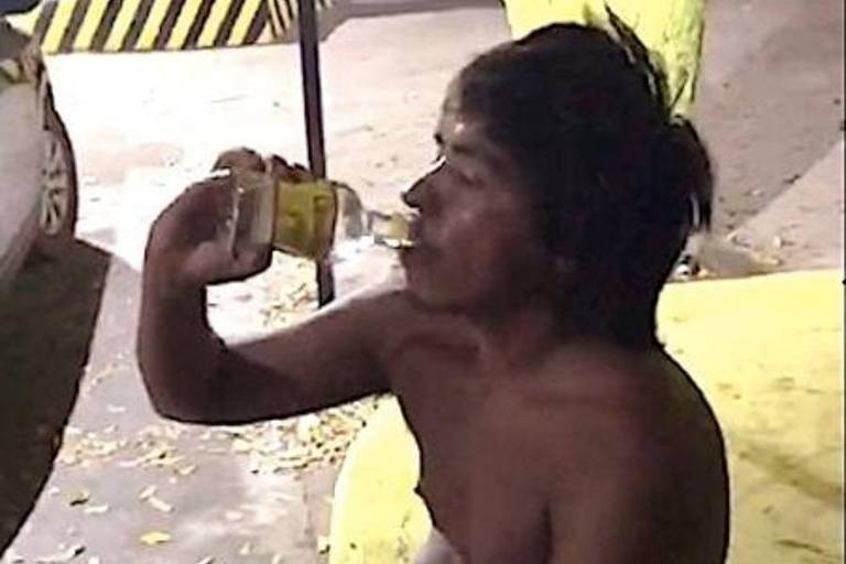 Homem com esquizofrenia morre após ser incentivado a beber pinga em Cuiabá