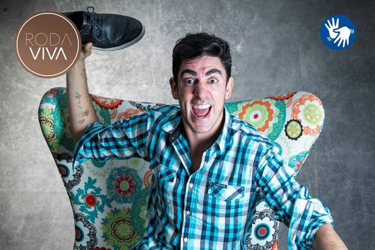 Lúcido e ponderado, Marcelo Adnet se sai bem no Roda Viva