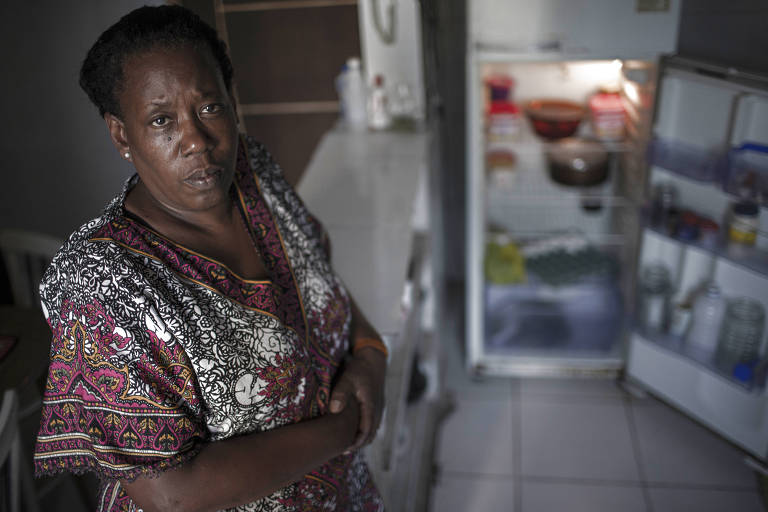 Leni Santos, moradora do Jardim Salete, em Taboão da Serra