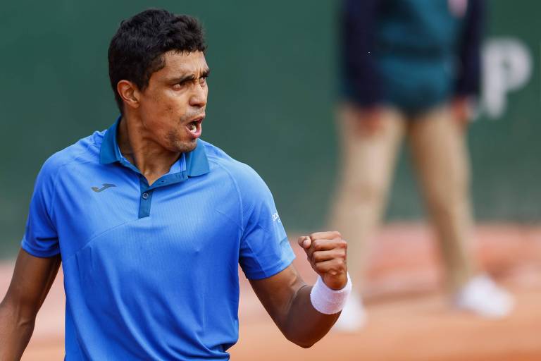 Thiago Monteiro vence 2ª em Roland Garros e encerra jejum brasileiro