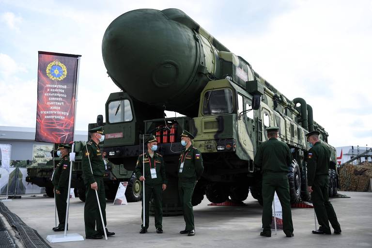 Míssil intercontinental Topol, base da força nuclear russa, durante fórum em Moscou