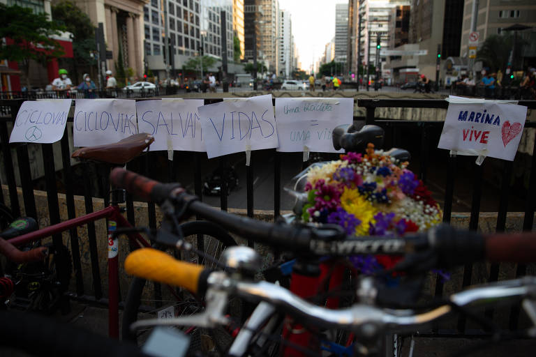 Homenagem à ciclista Marina Kohler Harkot, morta por atropelamento na zona oeste de São Paulo