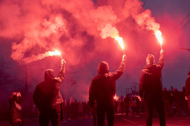 Nacionalistas fazem marcha na Polônia