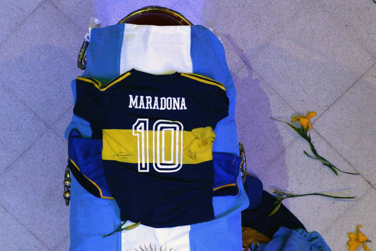 Velório de Maradona evoca tradição argentina de grandes funerais