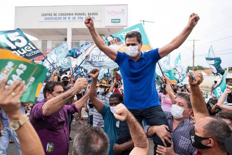 Emanuel Pinheiro (MDB) é reeleito em Cuiabá em disputa contra vereador