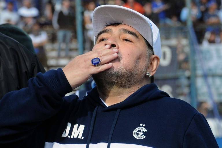 Processos de paternidade em Cuba podem afetar divisão da herança de Maradona