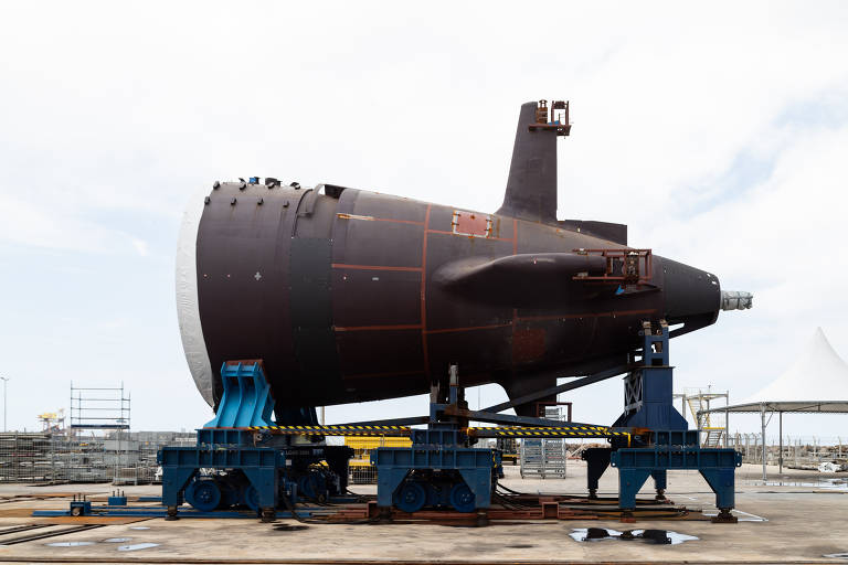 Projeto do submarino nuclear atrasa e estaleiro tenta evitar desmobilização