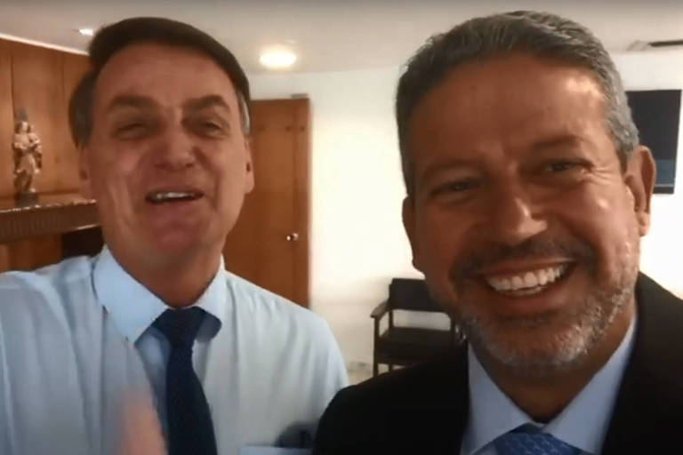 Centrão quer troca de ministros e tenta moldar Bolsonaro de olho em 2022
