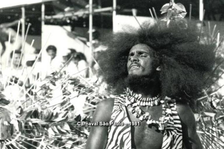 O dançarino e ativista Nelson Triunfo, durante o carnaval de São Paulo de 1981, em imagem do documentário "Ôrí"