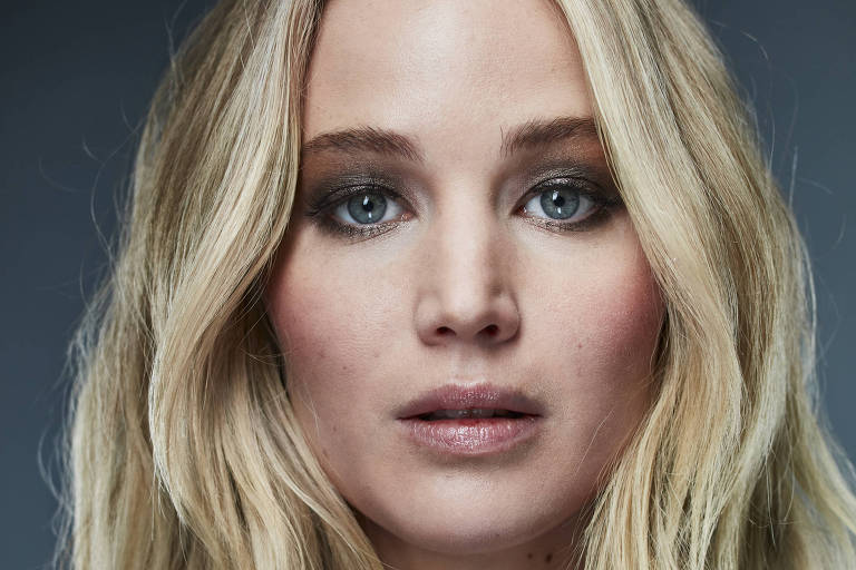 Jennifer Lawrence fica ferida em explosão durante gravação de filme nos EUA