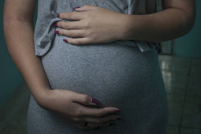 Taxa de depressão pós-parto dobrou na pandemia, mostra estudo do Hospital das Clínicas