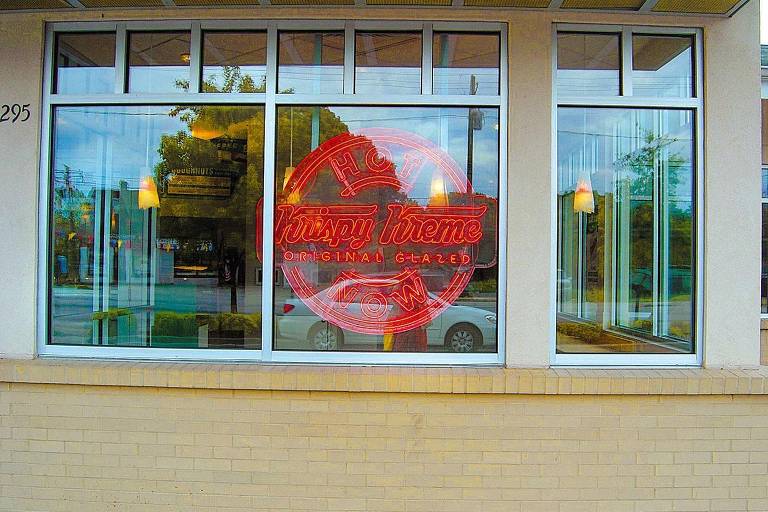 Conheça a Krispy Kreme, loja norte-americana de rosquinhas