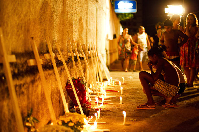 Massacre que deixou 12 crianças mortas em escola no Rio completa dez anos