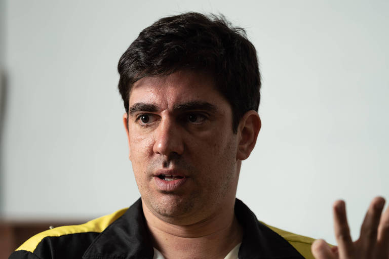 Marcelo Adnet expõe ex-BBBs ao criticar reuniões na pandemia: 'Show de horrores'