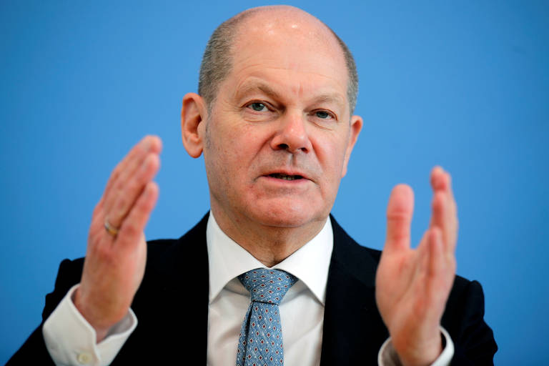 Olaf Scholz conclui acordo para suceder Angela Merkel na Alemanha