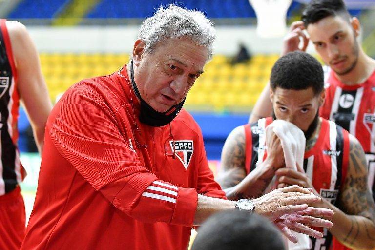 Claudio Mortari, técnico de basquete do São Paulo