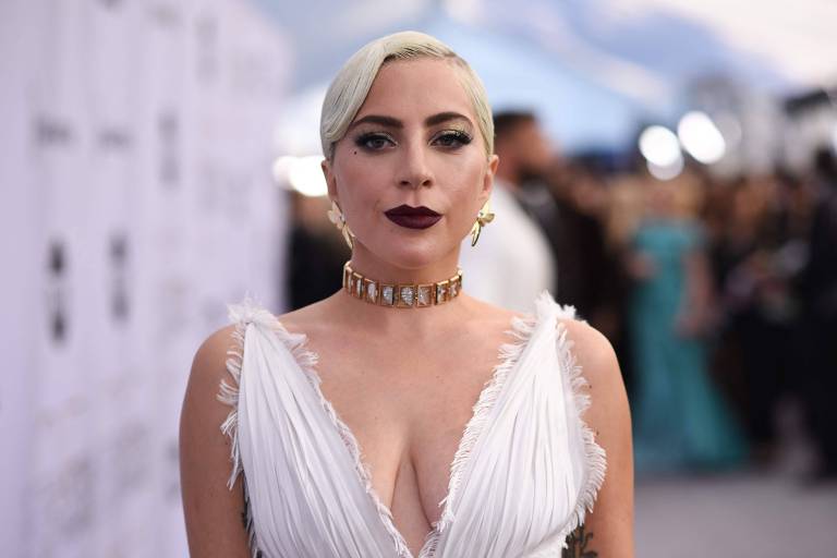 Lady Gaga diz que engravidou após estupro: 'Fiquei trancada por meses'