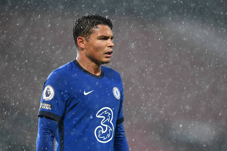 Thiago Silva, 36, investe alto por longevidade e título da Champions