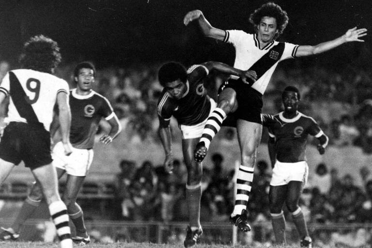 Depois de uma vida que foi dinamite, Roberto, ídolo do Vasco, morre aos 68