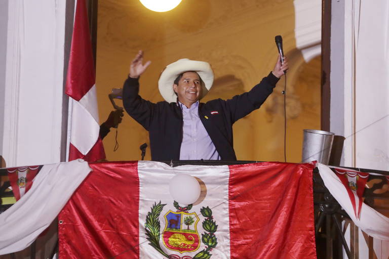 Quem é Pedro Castillo, novo presidente do Peru