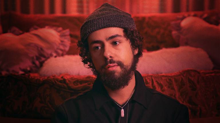 Onde ver 'Saturday Night Live', com Ramy Youssef e o rapper Travis Scott