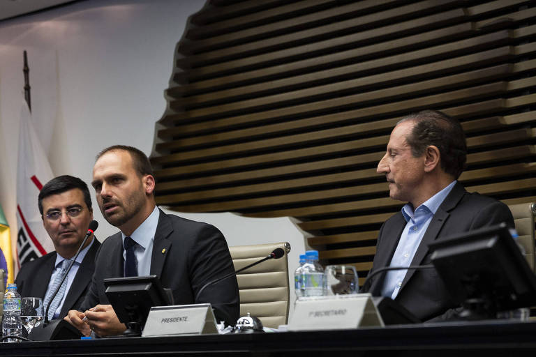 Candidato a presidente de entidade industrial responde adversário que o acusa de fugir do debate