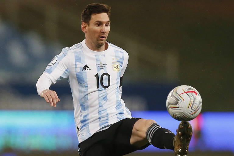 Argentina fecha primeira fase com jornada inspirada de Messi e goleada sobre a Bolívia