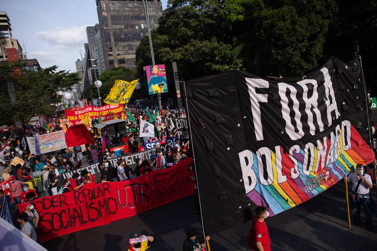 Manifestantes vão às ruas no Brasil e no exterior em novos atos contra Bolsonaro - 03.07.21
