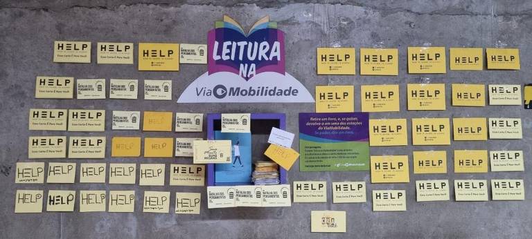 Projeto Help distribui cartas e promove cantinho do desabafo em estações de metrô em SP