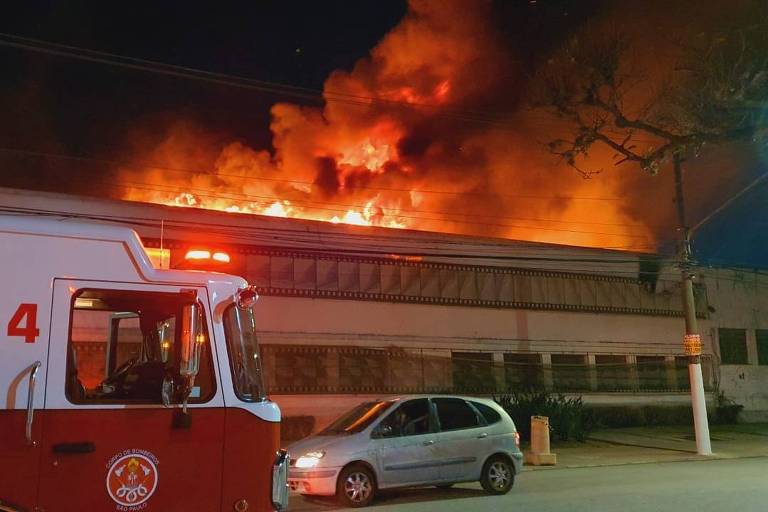 Incêndio na Cinemateca, na Vila Leopoldina, em São Paulo