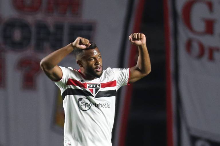 São Paulo tem chance de se distanciar do rebaixamento e afundar o Grêmio