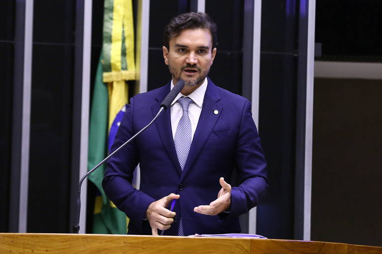 Cúpula do União vê Celso Sabino bem posicionado para ocupar ministério