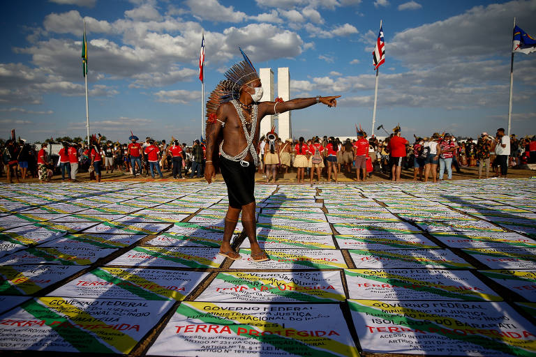 Indígenas protestam contra alteração da política de demarcação de terras