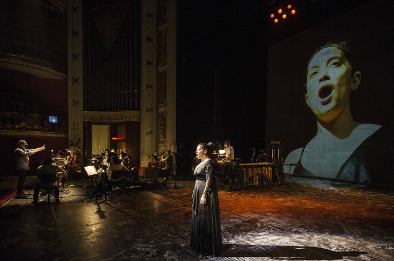 Prostitutas da Daspu sobem ao palco do Theatro Municipal na ópera 'María de Buenos Aires'