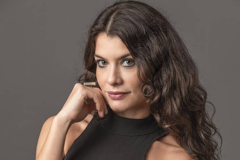 Alinne Moraes volta às novelas da Globo após três anos e fará participação em 'Mania de Você'