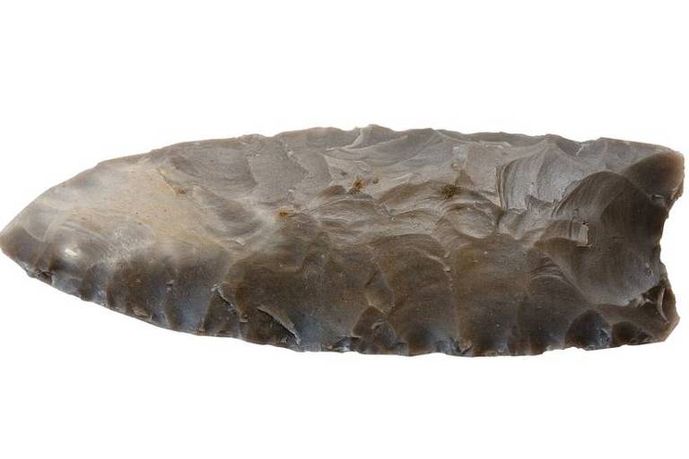 pedra pontuda que acreditava-se ser a primeira leva de humanos no continente americano