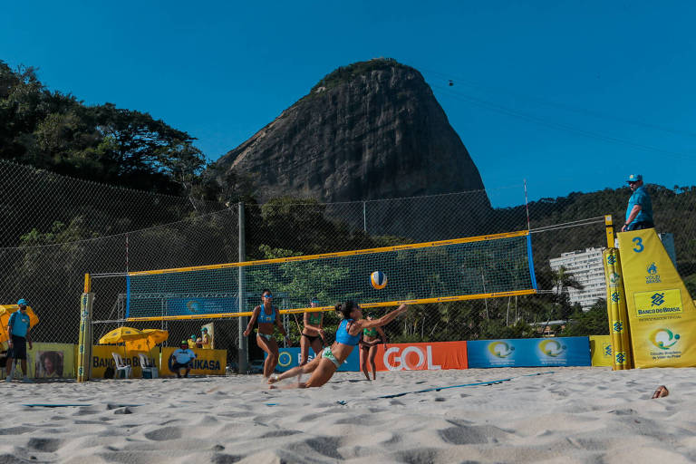 Vôlei de praia volta com velhos problemas após fiasco nas Olimpíadas