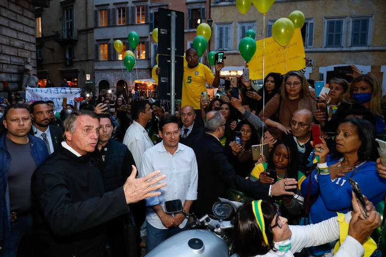 Procuradoria da Itália pede para arquivar apuração de agressão a jornalistas em visita de Bolsonaro