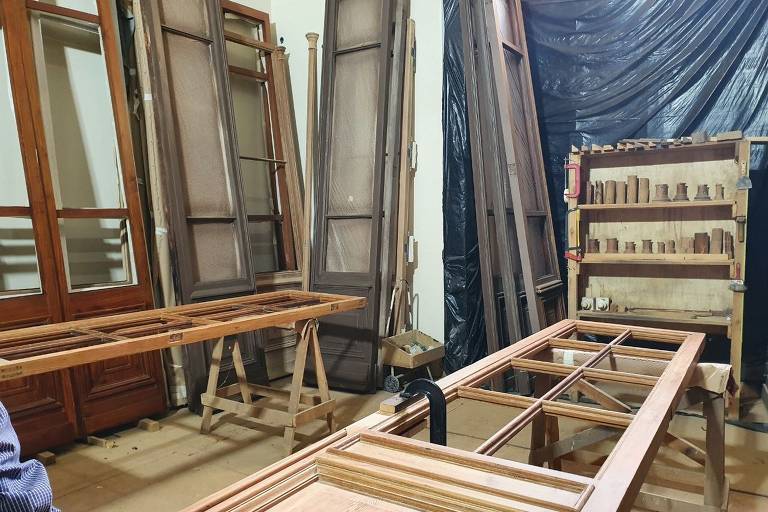 Obras no Museu do Ipiranga incluem restauro de 220 portas