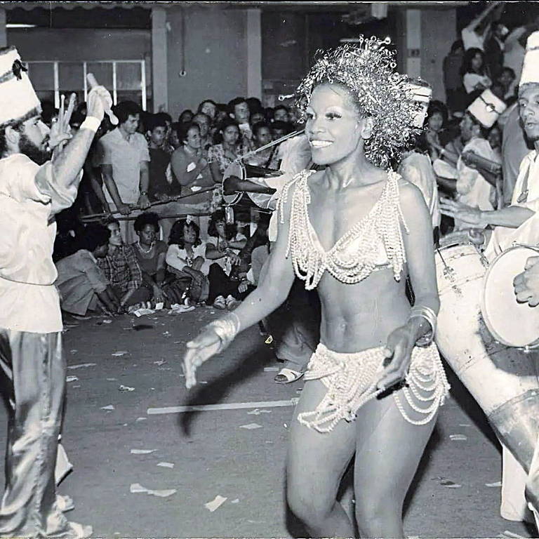 Cleusa Viana, uma das referências do Coletivo Samba Quilomba, em foto dos anos 70