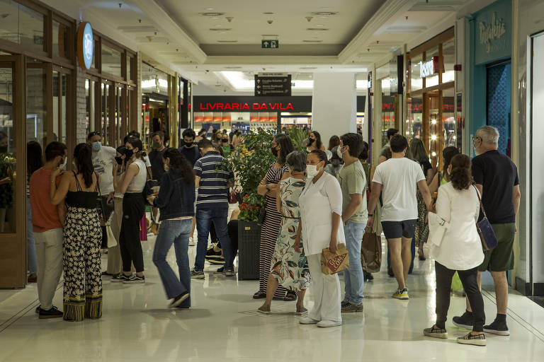 Inflação e crise alertam lojistas no Natal