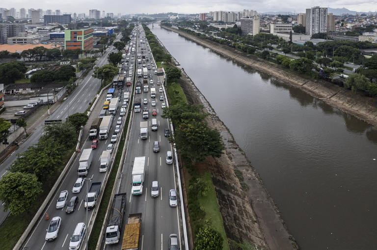 Saiba o que fazer quando há demora para transferência de veículo e exigências fora do prazo