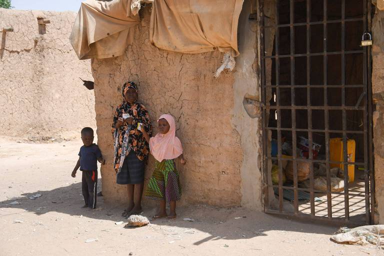 Autoridades do Níger acusam Nigéria de matar 7 crianças em ataque aéreo por 'erro'