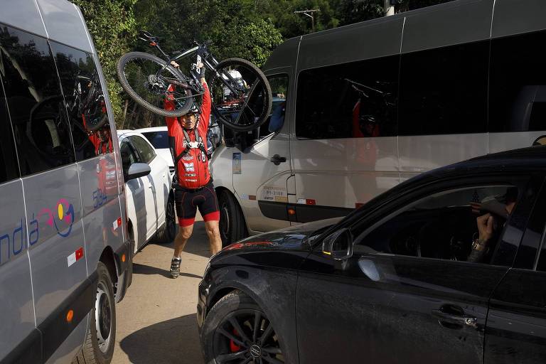 Para ciclistas, ciclorrota recém-inaugurada é uma cilada