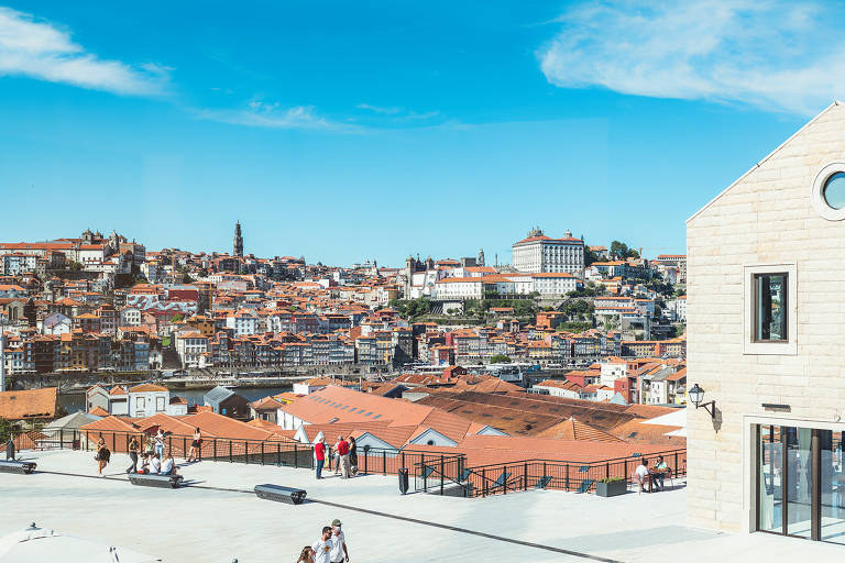 Região do Porto ganha complexo que exalta vinho e história locais
