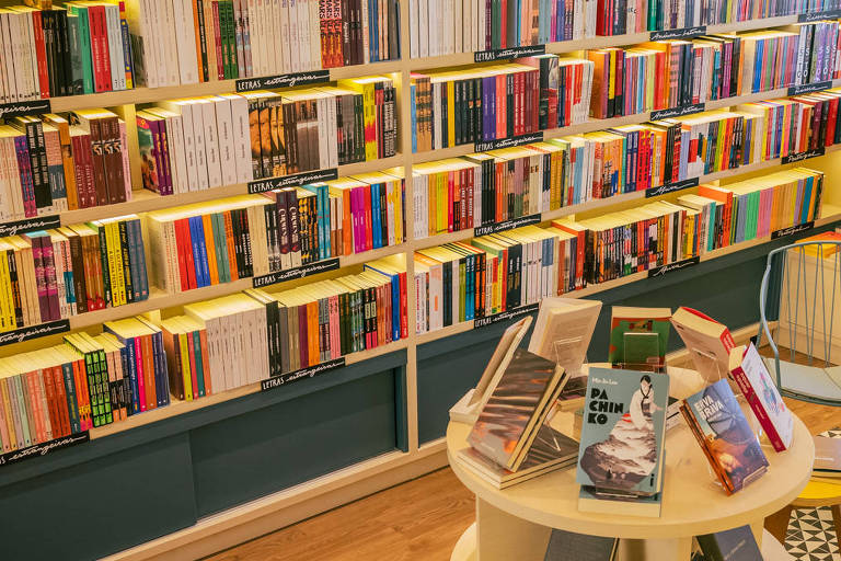 Ambiente interno da Livraria do Brooklin