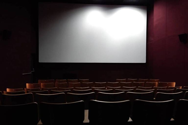 Cinusp, cinema da USP, reabre em nova sala