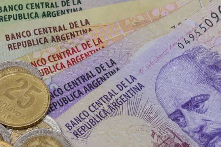Moeda argentina perde valor ante escalada inflacionária
