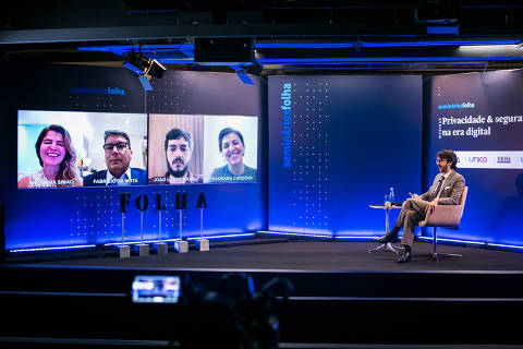 SAO PAULO, SP, BRASIL - 19.04.2022 -  SEMINARIOS FOLHA -Segurança e Privacidade na Era Digital - Mediação de Raphael Hernandes, repórter da Folha especializado na cobertura de temas como cibersegurança e inteligência artifical. Mesa 2: Confiança e proteção de dados. Participantes: Fabricio da Mota Alves, professor da Fundação Getulio Vargas no Rio de Janeiro (FGV-Rio) e sócio do escritório Serur Advogados; Bárbara Simão, coordenadora da área de privacidade e vigilância do Internet Lab; Yasodara Cordova, principal pesquisadora de privacidade na unico; João Lucas Melo Brasio, diretor-executivo na Elytron Security, consultoria de segurança digital. (Foto: Keiny Andrade/Folhapress).