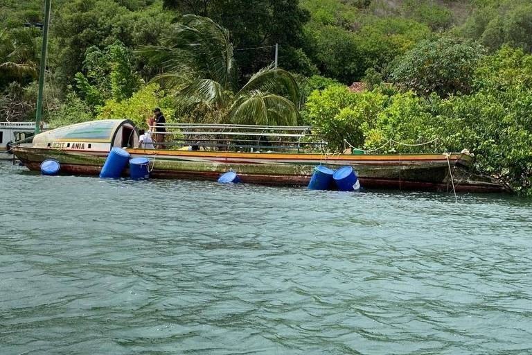 Canoa centenária deixa fundo do São Francisco em Alagoas